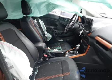 2018 Ford Ecosport Ses z USA, uszkodzony, nr VIN MAJ6P1CL6JC237406